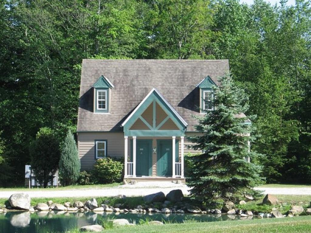 Spruce Hill Inn & Cottages Mansfield Bagian luar foto
