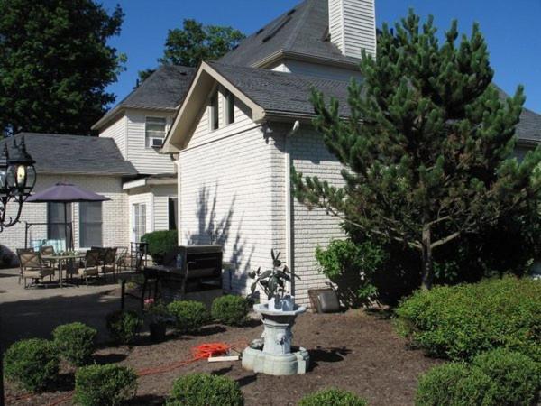 Spruce Hill Inn & Cottages Mansfield Ruang foto
