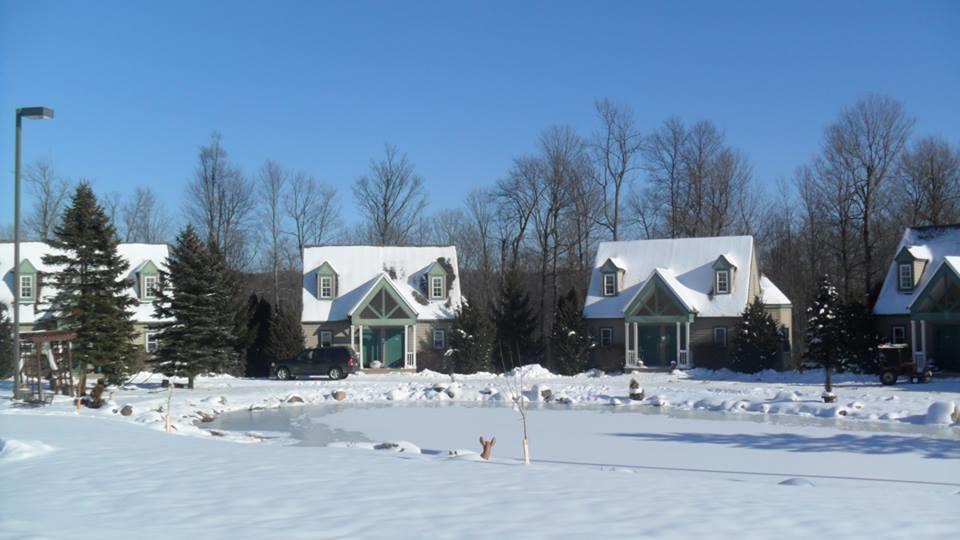 Spruce Hill Inn & Cottages Mansfield Bagian luar foto