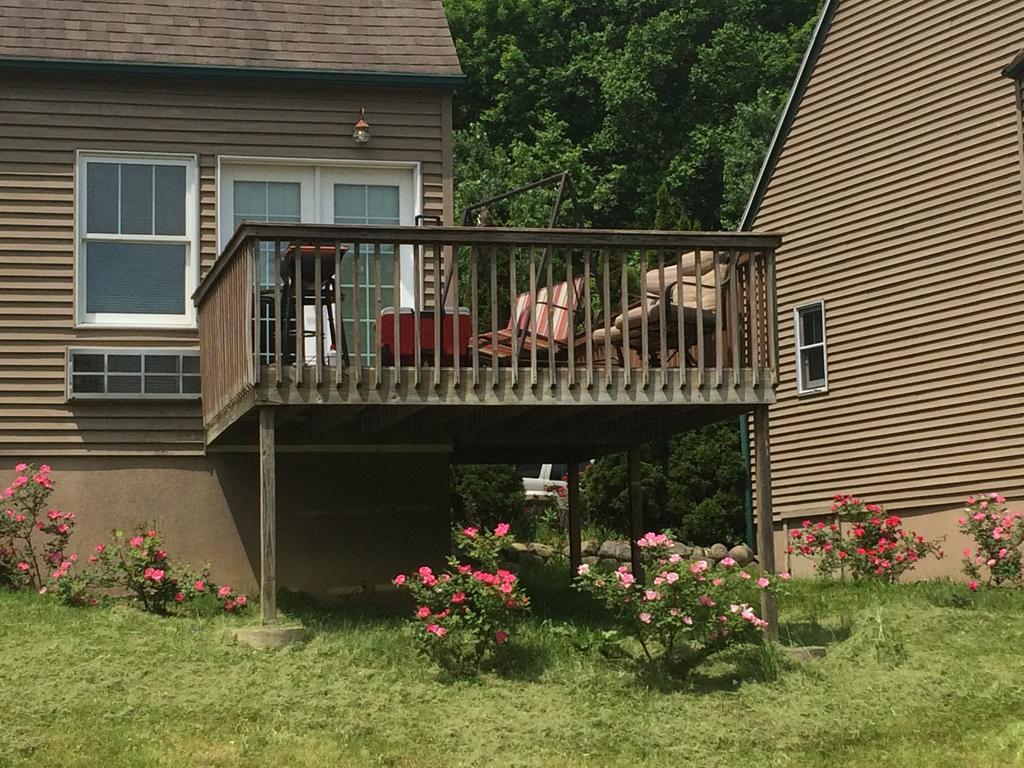 Spruce Hill Inn & Cottages Mansfield Bagian luar foto