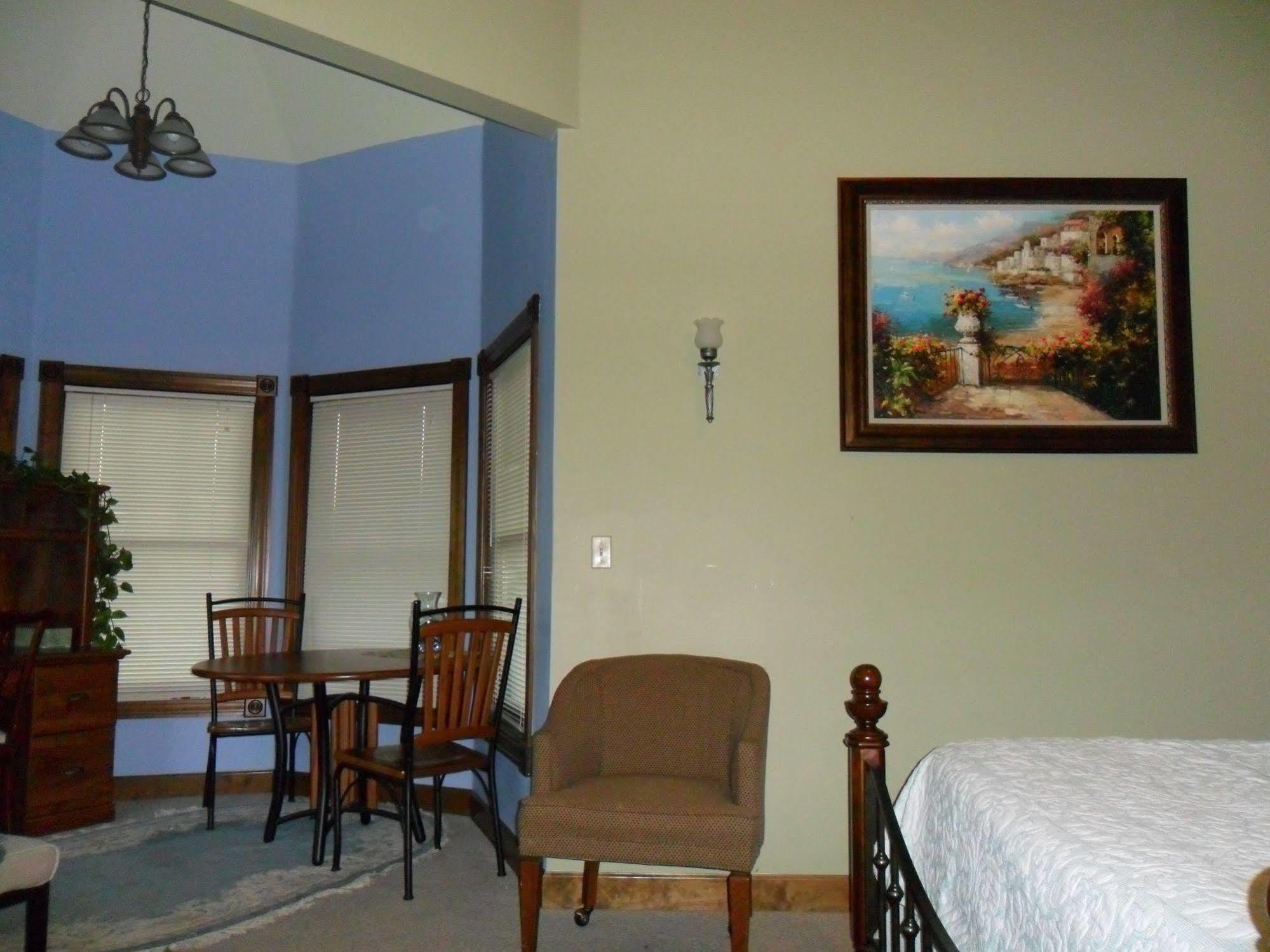 Spruce Hill Inn & Cottages Mansfield Bagian luar foto